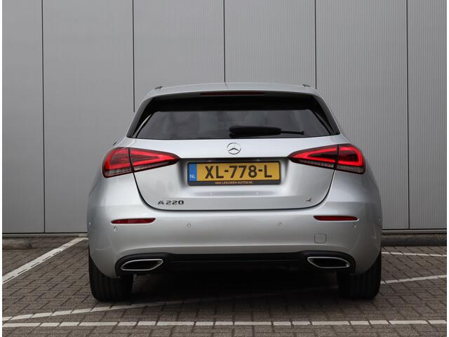 Mercedes-Benz A-KLASSE 220 Launch Edition | Widescreen | Camera | Org. NL