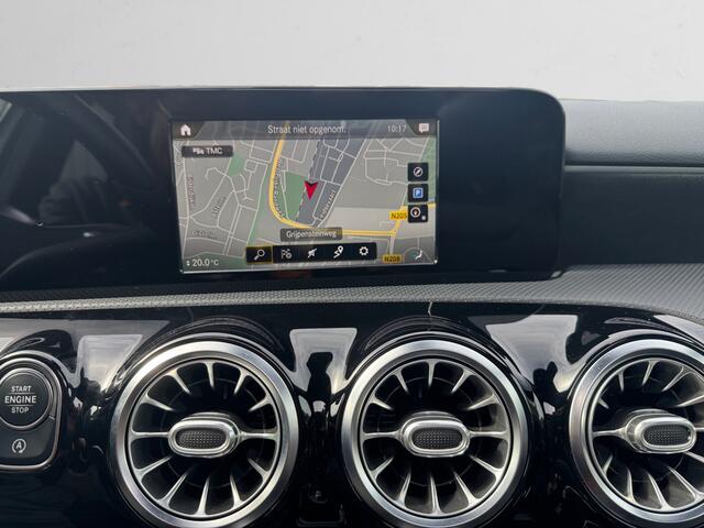 Mercedes-Benz A-KLASSE 200 Business Solution AMG NAP 37dkm, Dealer Onderhouden, Panoramadak, Sfeerverlichting