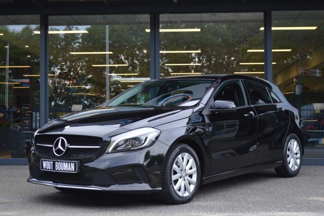 Mercedes-Benz A-KLASSE 160 Ambition Led Navi Airco Cruise Trekhaak Pdc