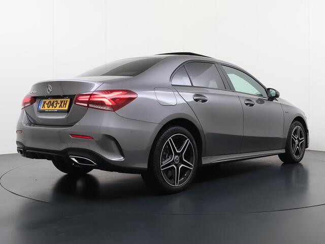 Mercedes-Benz A-KLASSE 250 e Business Solution AMG Limited | Pano | AppleCarplay/AndroidAuto | Dodehoekdetectie