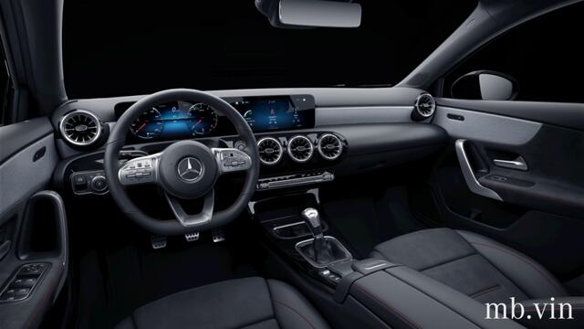 Mercedes-Benz A-KLASSE 180 AMG-Line,Schuifdak,WideScreen,LED,Clima,Stoelverw,Camera,Lane Ass.,