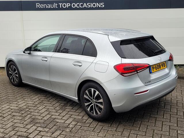 Mercedes-Benz A-KLASSE 180 Business Line | Automaat | Leder | Navigatie | Camera | Stoelverwarming