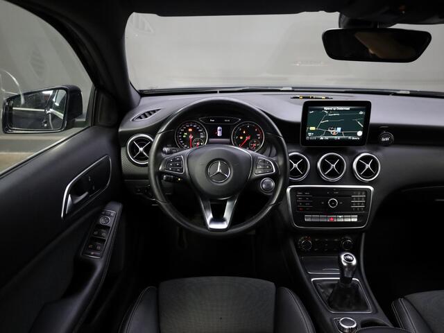 Mercedes-Benz A-KLASSE 180 d Business Solution | Airco | Climate Control | Stoelverwarming | Cruise Control | Bluetooth | Navigatie |