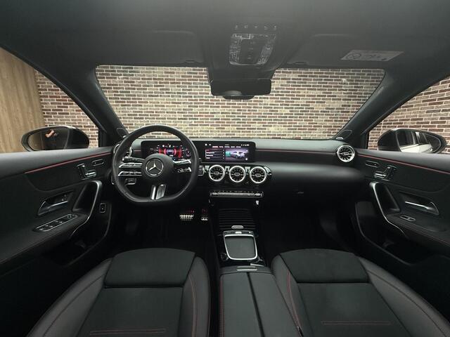 Mercedes-Benz A-KLASSE 250 e AMG Line VOL