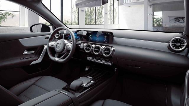Mercedes-Benz A-KLASSE 250 e AMG Line | Panoramadak | Night | Trekhaak | Widescreen | Getint glas | Stoelverwarming |