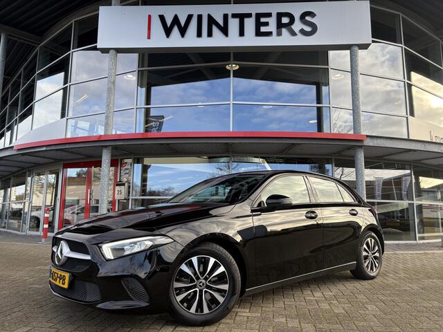 Mercedes-Benz A-KLASSE 180 Business Solution | Navigatie | Camera | Stoelverwarming | Cruise Control | Climate Control |