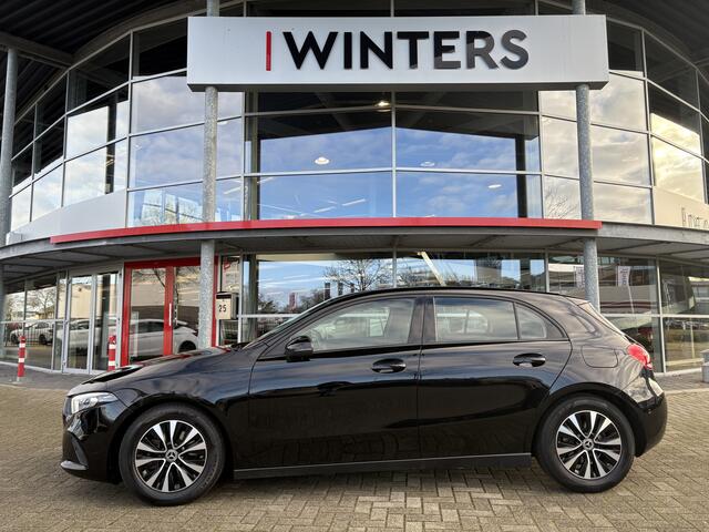 Mercedes-Benz A-KLASSE 180 Business Solution | Navigatie | Camera | Stoelverwarming | Cruise Control | Climate Control |