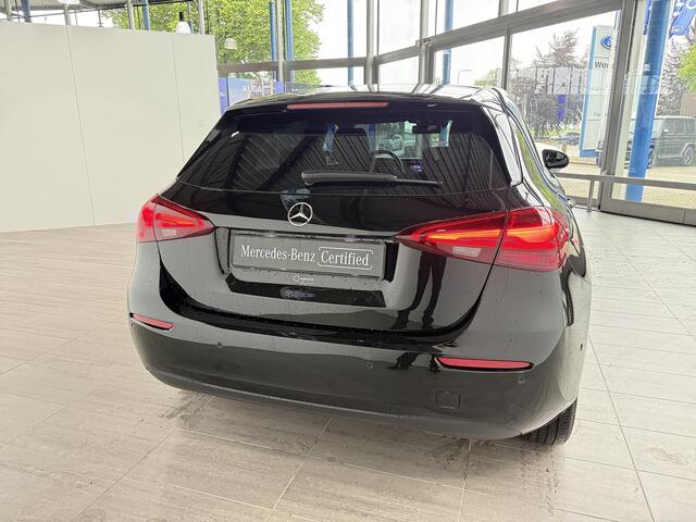 Mercedes-Benz A-KLASSE 250 e Star Edition | Distronic | Apple CarPlay | Achteruitrijcamera | Stoelverwarming |