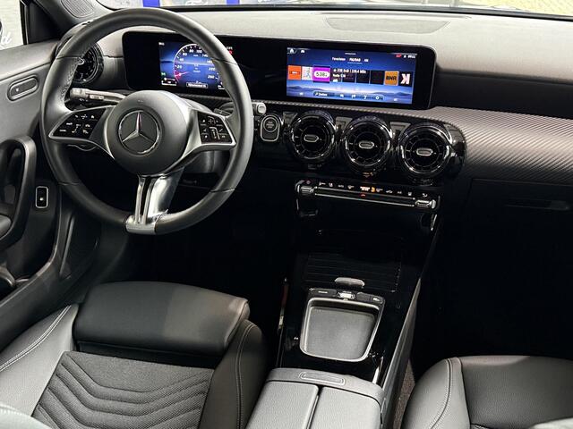 Mercedes-Benz A-KLASSE 250 e Star Edition | Distronic | Apple CarPlay | Achteruitrijcamera | Stoelverwarming |