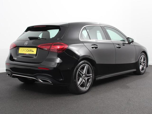 Mercedes-Benz A-KLASSE 200 Automaat AMG Line Navigatie Climate control Camera Parkeer sensoren Half Lederen Bekleding Led Cruise Control adaptive LM Velgen Dab Led