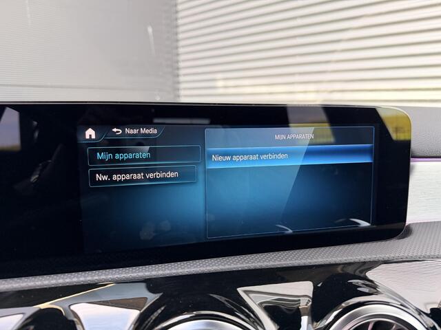 Mercedes-Benz A-KLASSE 180 Business Solution AMG