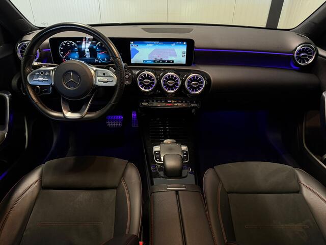 Mercedes-Benz A-KLASSE 200 AMG Line Panodak Dealer Onderhouden NL Auto NAP