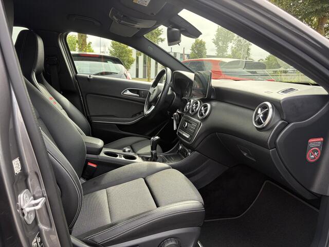 Mercedes-Benz A-KLASSE 180 Business Solution 2e Eigenaar,Dealer Onderhouden,Camera,Carplay,Stoelverw,123pk,Halfleder,Airco,Cruise,Lm velgen,Pdc V+A,6 Bak,N.A.P,Apk tot 03-2027