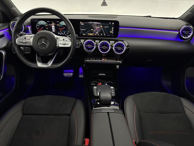 Mercedes-Benz A-KLASSE 180 Business Solution AMG | Pano | Camera | Virtual | Sfeer | Carplay | LED | Keyless