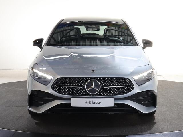 Mercedes-Benz A-KLASSE 180 Business Solution AMG | Panoramaschuifdak | AMG Line Plus pakket | 19"AMG-velgen | Head-up display | Dodehoekassistent |