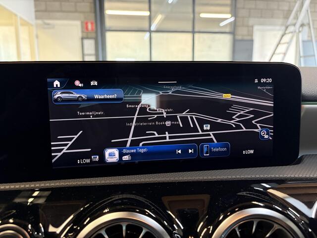 Mercedes-Benz A-KLASSE 250 e Business Solution AMG | Panoramadak | Head-Up display | Memory