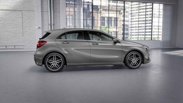 Mercedes-Benz A-KLASSE 160 Sport Edition | AMG | Parkeerpilot | Garmin |