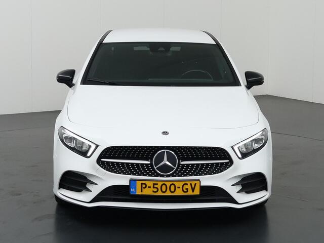 Mercedes-Benz A-KLASSE 180 Business Solution AMG | Night | Widescreen | Stoelverwarming | Achteruitrijcamera | Sfeerverlichting |