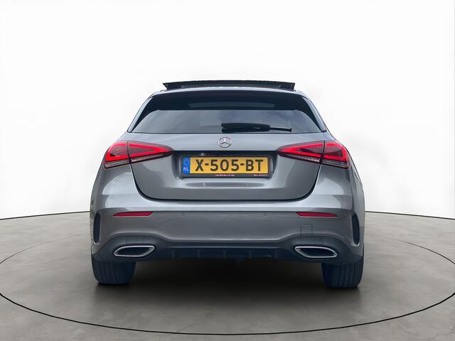 Mercedes-Benz A-KLASSE 220 190PK AMG Night Premium+ Pano Sfeer Dode-Hoek