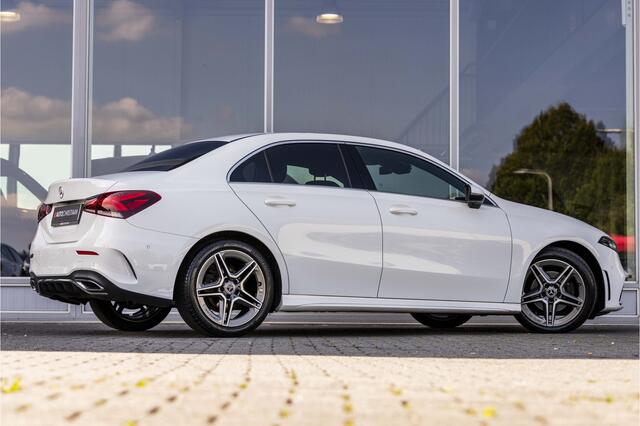Mercedes-Benz A-KLASSE 180 Business Solution AMG | Camera | Carplay