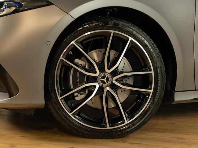 Mercedes-Benz A-KLASSE Hatchback 250 e Business Solution AMG | Premium PLUS | Panorama dak