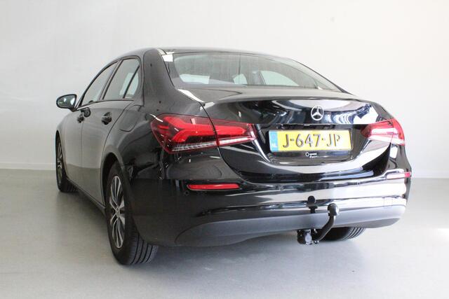 Mercedes-Benz A-KLASSE 180 Business Solution | NL-AUTO+N.A.P! | CAMERA | STOEL-VERW | CLIMA | DAB-RADIO | TREKHAAK |
