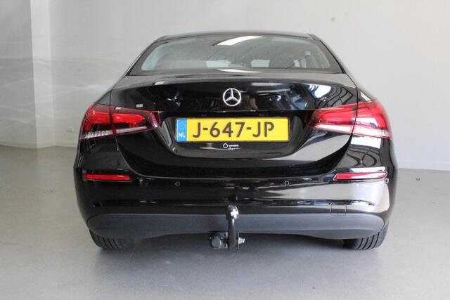 Mercedes-Benz A-KLASSE 180 Business Solution | NL-AUTO+N.A.P! | CAMERA | STOEL-VERW | CLIMA | DAB-RADIO | TREKHAAK |
