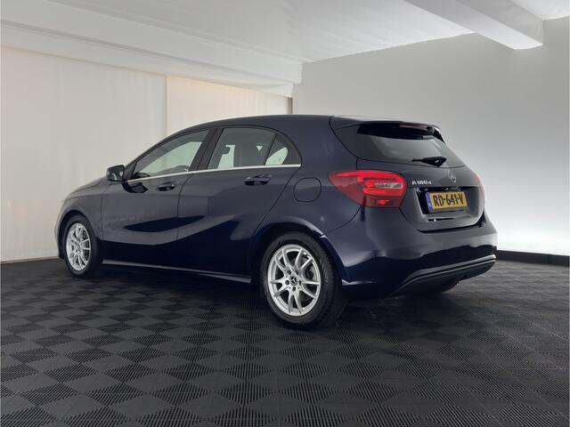 Mercedes-Benz A-KLASSE 180 d Business Solution Aut. *LEATHER-FABRIC | NAVI-FULLMAP | CAMERA | AIRCO | CRUISE | TOWBAR | 16''ALU*