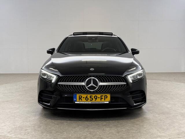 Mercedes-Benz A-KLASSE 200 AMG | Pano | Sfeer | Camera | Virtual | Cruise | LED | Trekhaak | NAP