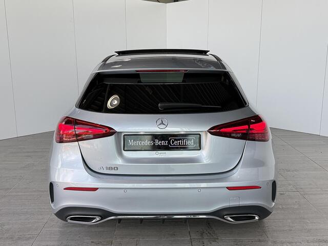 Mercedes-Benz A-KLASSE 180 Business Solution AMG | Panoramadak | Sfeerverlichting | Stoelverwarming | Parkeercamera |