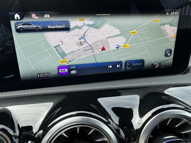 Mercedes-Benz A-KLASSE 180 Star Edition AMG Line Night edition Manufaktur Grijs Pano