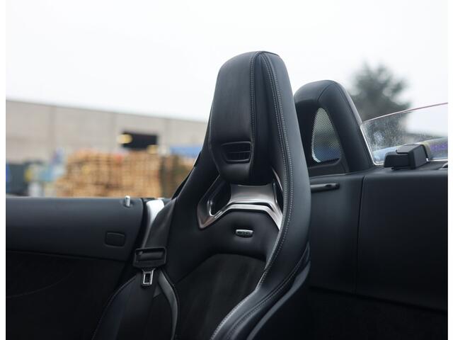 Mercedes-Benz AMG-GT Roadster 4.0 C | Airscarf - Burmester
