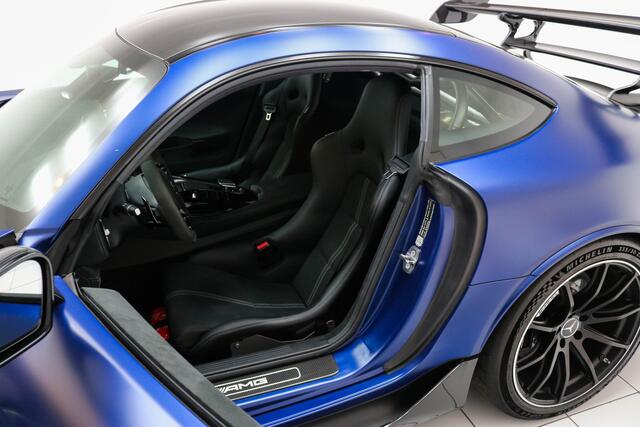 Mercedes-Benz AMG-GT 4.0 Black Series 1 of 15 - Full history - Track Pack - Full options
