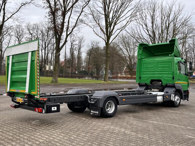 Mercedes-Benz Atego 1018 Euro 6 Automaat Laadklep 1500kg Totaal 10500kg Ideaal Voor ombouw naar Autotransporter ( Tijhof ) Veldhuizen Cruise controle 2-Persoons Tachograaf Luchtvering Stuurwielbediening Euro 6