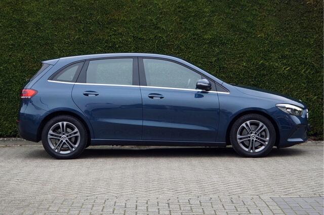Mercedes-Benz B-KLASSE B 220 Style | Memory Multibeam Dodehoek Stoelverwarming