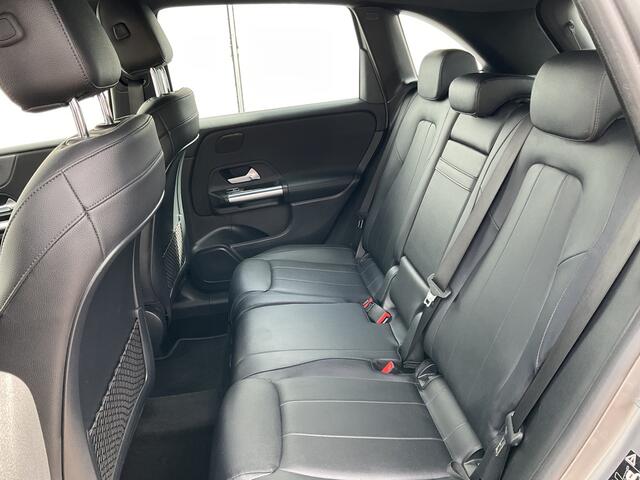 Mercedes-Benz B-KLASSE 180 Business Solution Luxury Automaat Pano Leder Adap.Cruise Vol Opties!