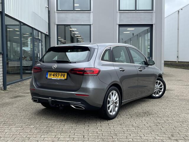 Mercedes-Benz B-KLASSE 180 Launch Edition | NL Auto/2e Eig./Navi/Clima/Cruise/17"/Trekhaak/Apple CarPlay-Android Auto