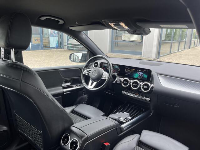 Mercedes-Benz B-KLASSE 180 Launch Edition | NL Auto/2e Eig./Navi/Clima/Cruise/17"/Trekhaak/Apple CarPlay-Android Auto
