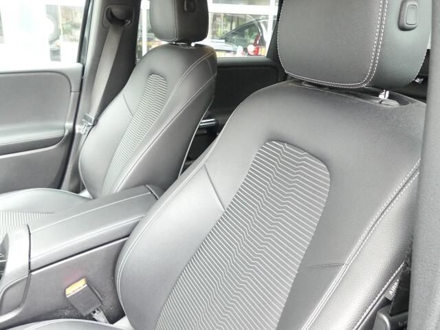 Mercedes-Benz B-KLASSE 180 Launch Edition Premium Plus