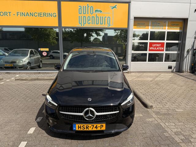 Mercedes-Benz B-KLASSE 180 Star Edition Automaat * 6.708 Km * Navi * Led * Leder / Stof *