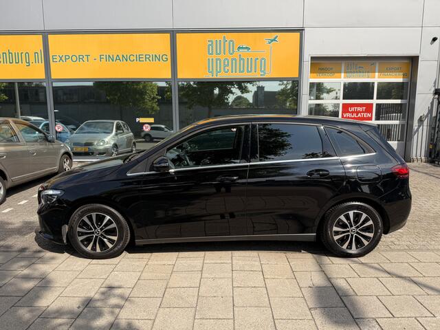 Mercedes-Benz B-KLASSE 180 Star Edition Automaat * 6.708 Km * Navi * Led * Leder / Stof *