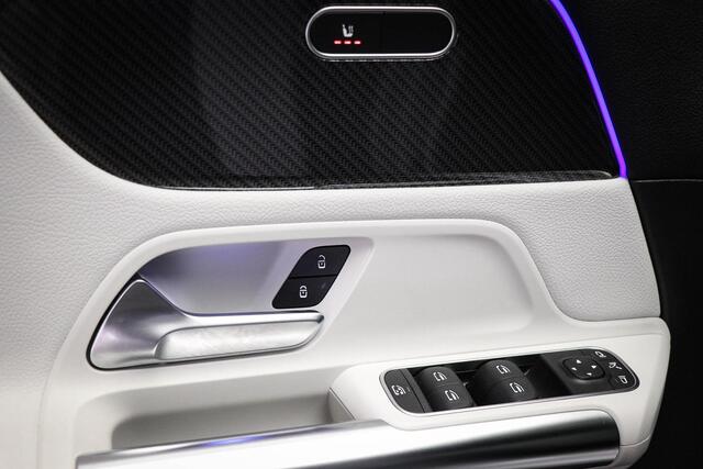 Mercedes-Benz B-KLASSE 200 AMG Line | PANORAMADAK | DAB | APPLE | SFEERVERLICHTING