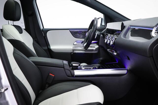 Mercedes-Benz B-KLASSE 200 AMG Line | PANORAMADAK | DAB | APPLE | SFEERVERLICHTING