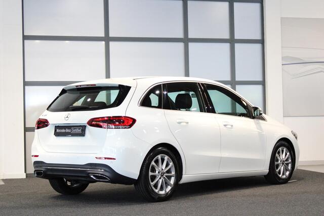 Mercedes-Benz B-KLASSE 180 Launch Edition