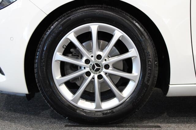 Mercedes-Benz B-KLASSE 180 Launch Edition