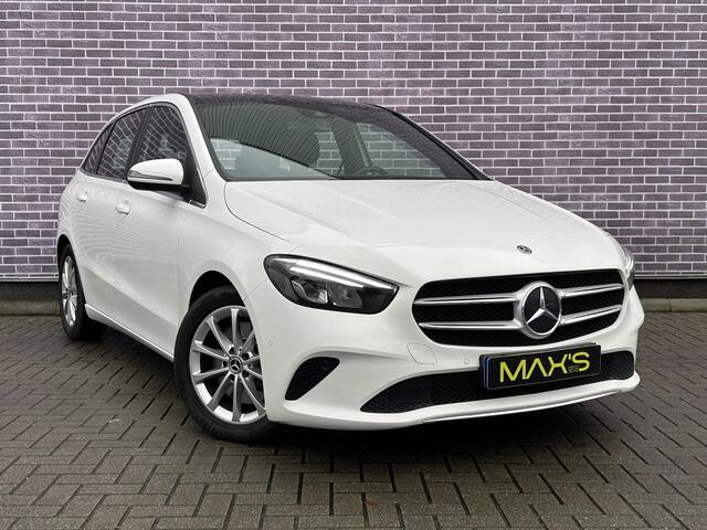 Mercedes-Benz B-KLASSE 250 Premium Progressive | Panoramadak | Widescreen | Achteruitrijcamera | Stoelverwarming | Trekhaak | Cruise Control | LED Koplampen | Navigatie |