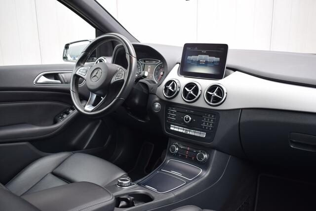 Mercedes-Benz B-KLASSE 180 Automaat Activity Edition Zwart Leder | LED | Comand Full Map Navi | 18 Inch LMV