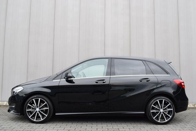 Mercedes-Benz B-KLASSE 180 Automaat Activity Edition Zwart Leder | LED | Comand Full Map Navi | 18 Inch LMV
