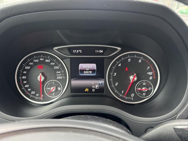Mercedes-Benz B-KLASSE 180 Prestige| Trekhaak, Navi, Cruise, Stoelverwarming, Clima