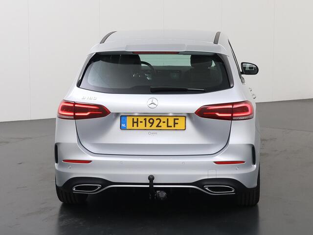 Mercedes-Benz B-KLASSE 180 Business Solution AMG | Navigatie | Apple Carplay | Achteruitrijcamera | Stoelverwarming | Trekhaak |